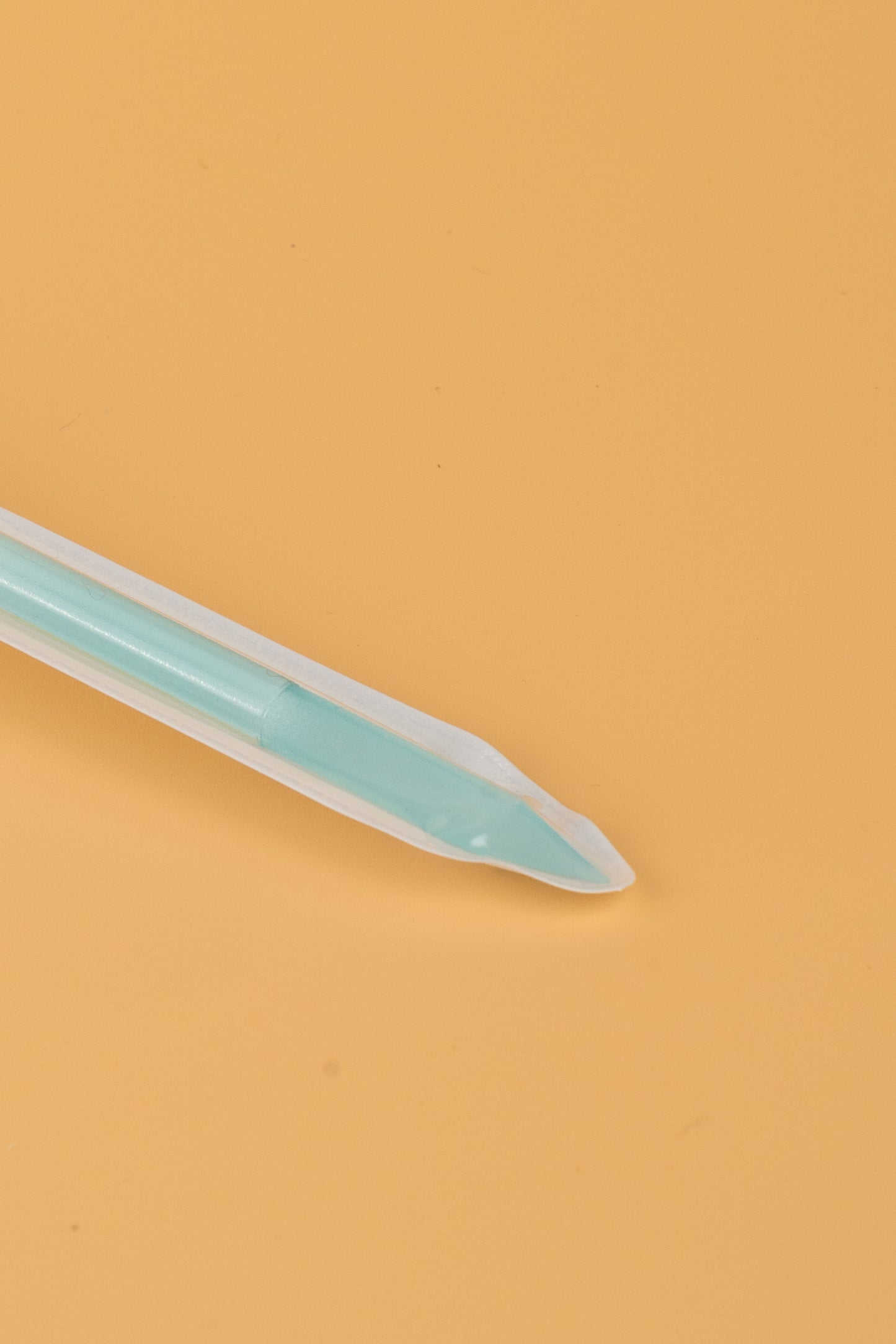 Glass pusher